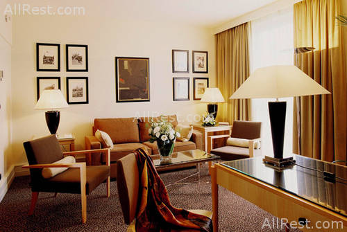 Hotel Le Meridien Etoile 6